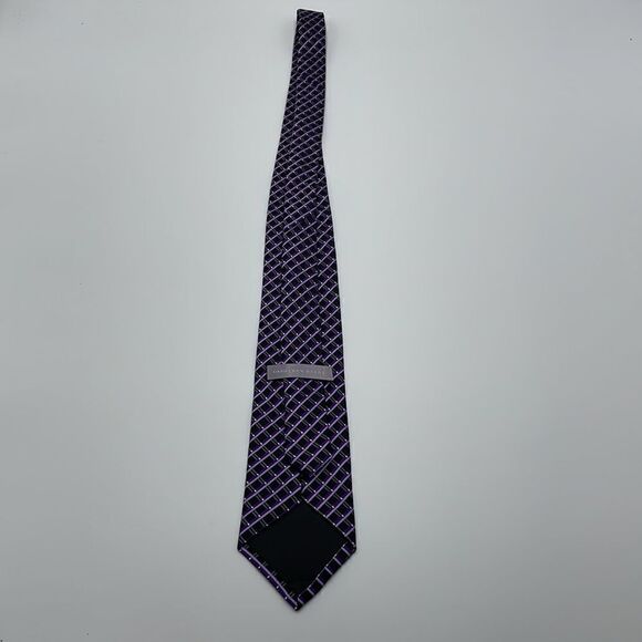 100% silk purple Geoffrey Beene necktie - Picture 6 of 6